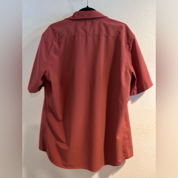 Desert Dunes Men's Casual Button Down Shirt in Coral Size Large - Picture 4 of 7